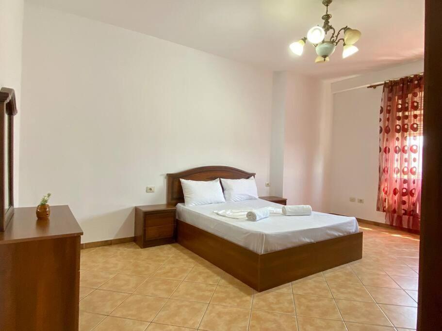 Roel Apartments Shkodra Center Esterno foto